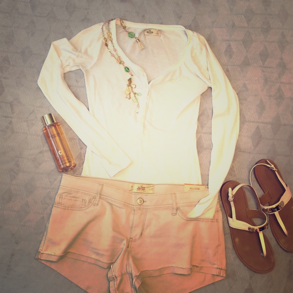 White Long-sleeve Hollister shirt